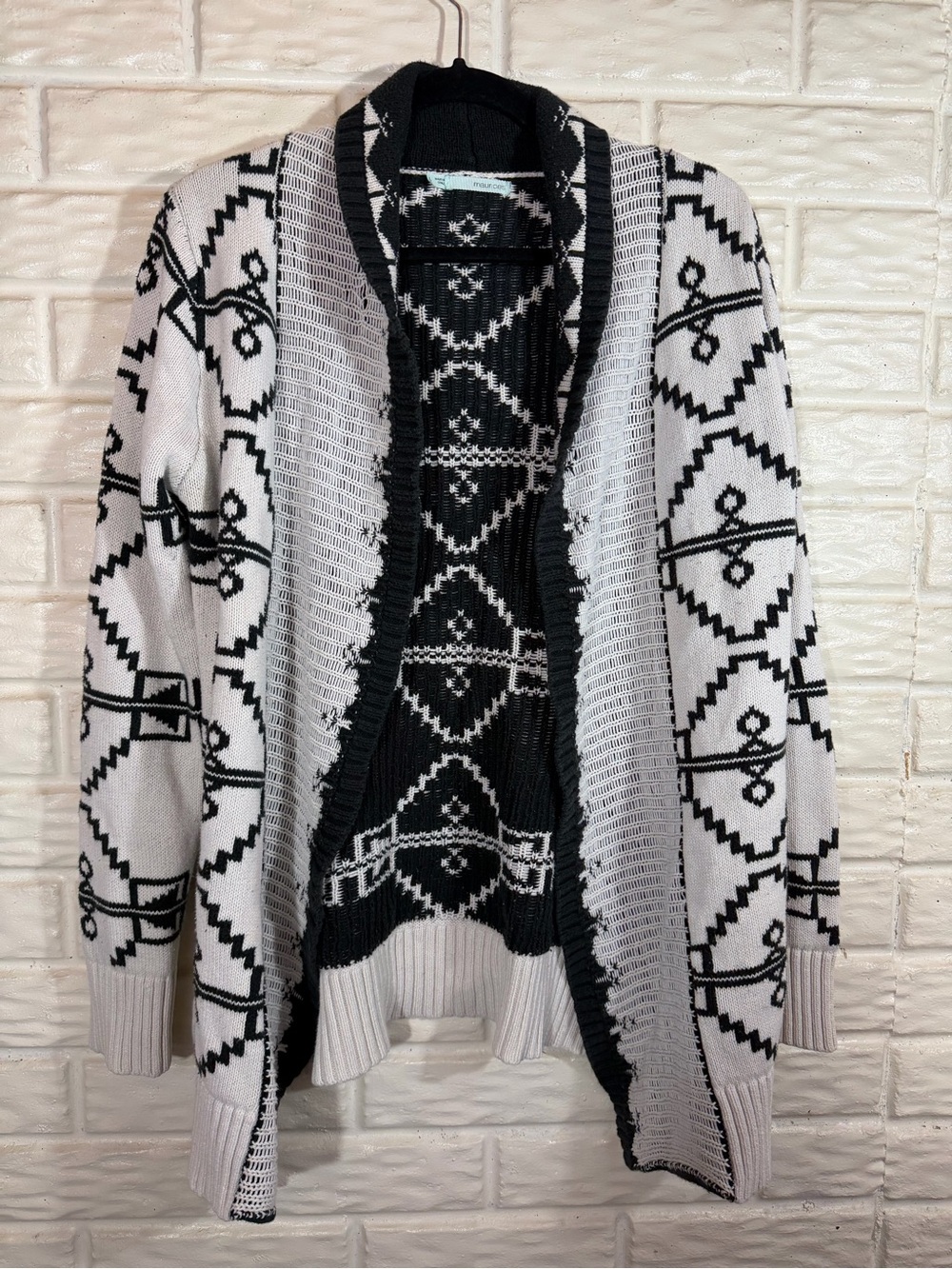 Maurices Black White Southwestern Geometric Open Front Cardigan L